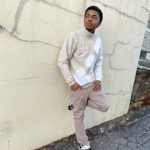 Meet your Posher, Devon